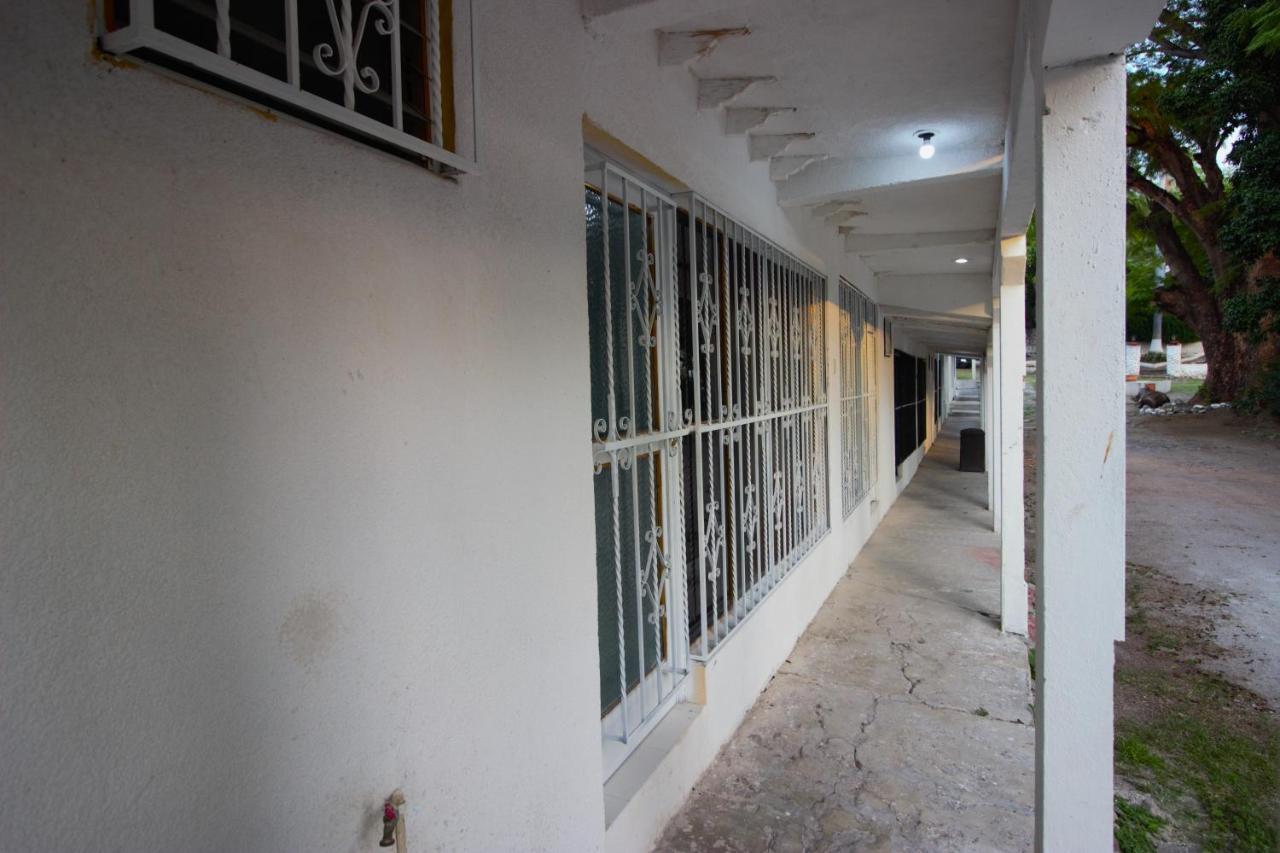 Hotel Nudista - Luz De Luna Nude Tehuixtla Exterior photo